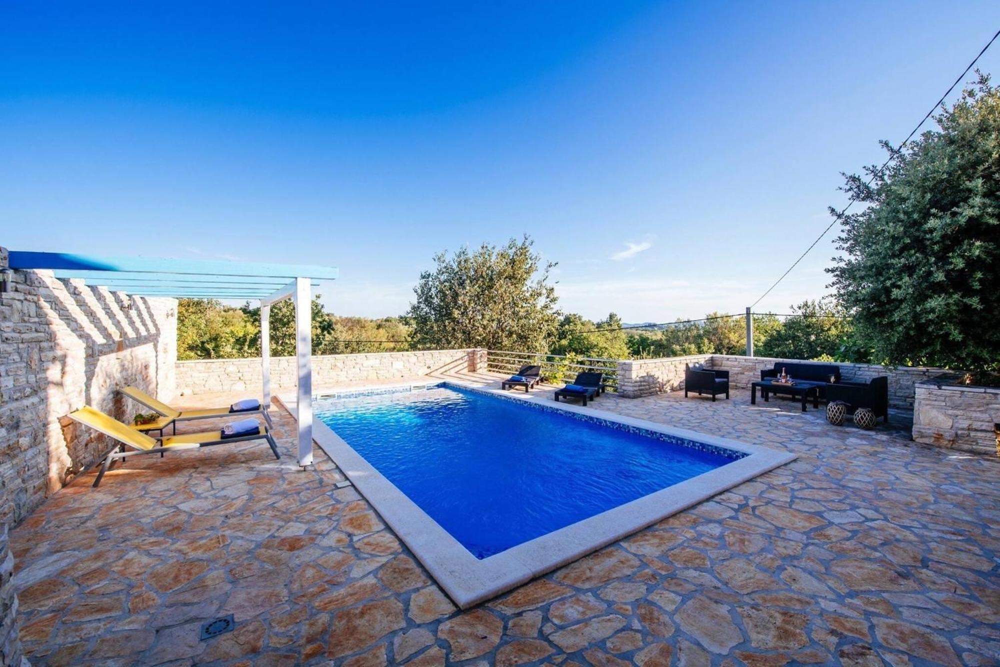 My Dalmatia - Holiday Home Korlat With Private Pool ベンコヴァツ エクステリア 写真