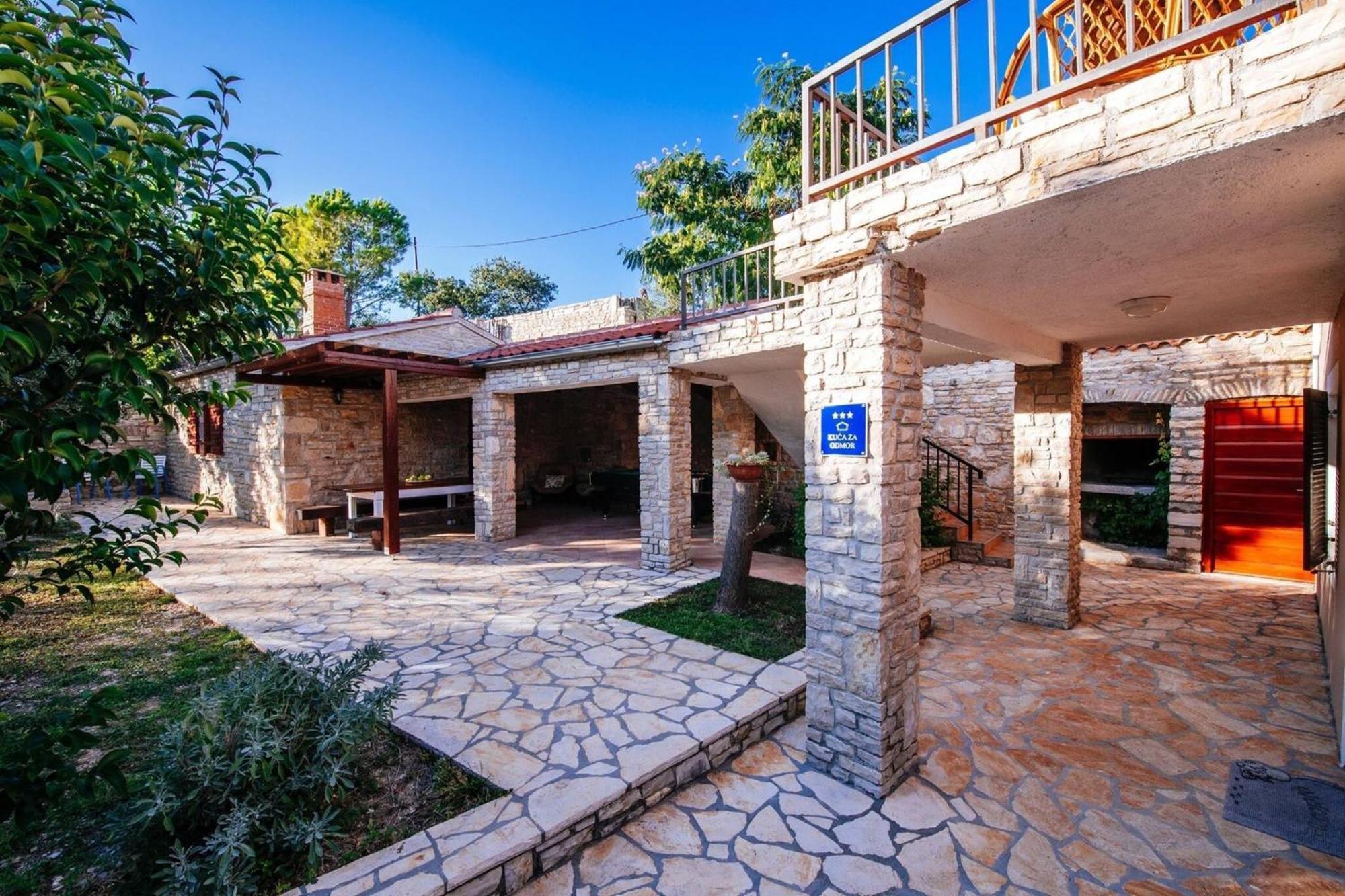 My Dalmatia - Holiday Home Korlat With Private Pool ベンコヴァツ エクステリア 写真